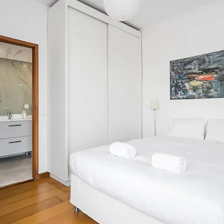 Apartamento Guestready - Balcony Over Free Parking Oporto